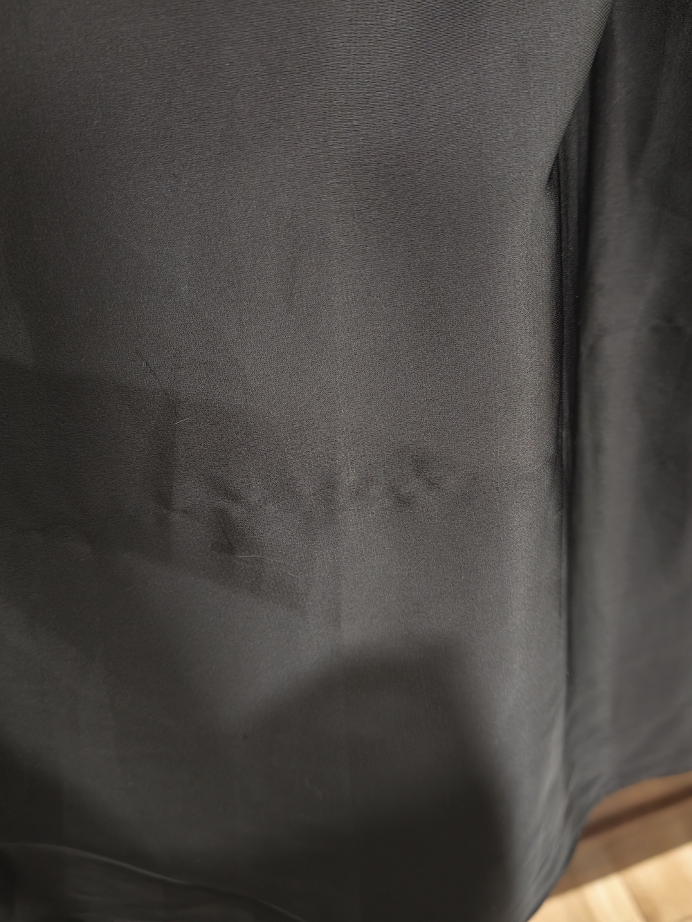 Olivia Black Pleated Midi Dress - Picture 6 of 6